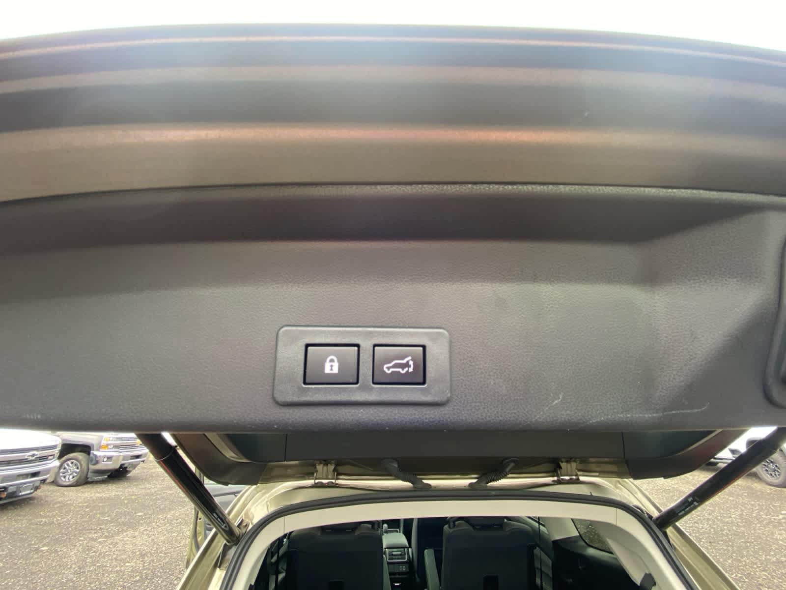 Used 2023 Autumn Green Metallic Subaru Onyx Edition image 29