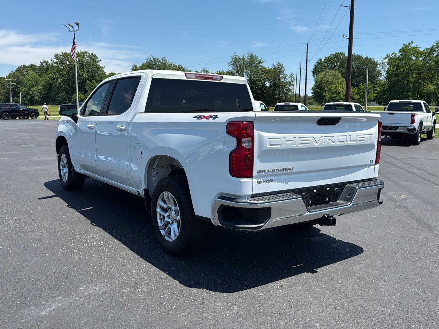 Used 2023 Summit White Chevrolet LT (2FL) image 16