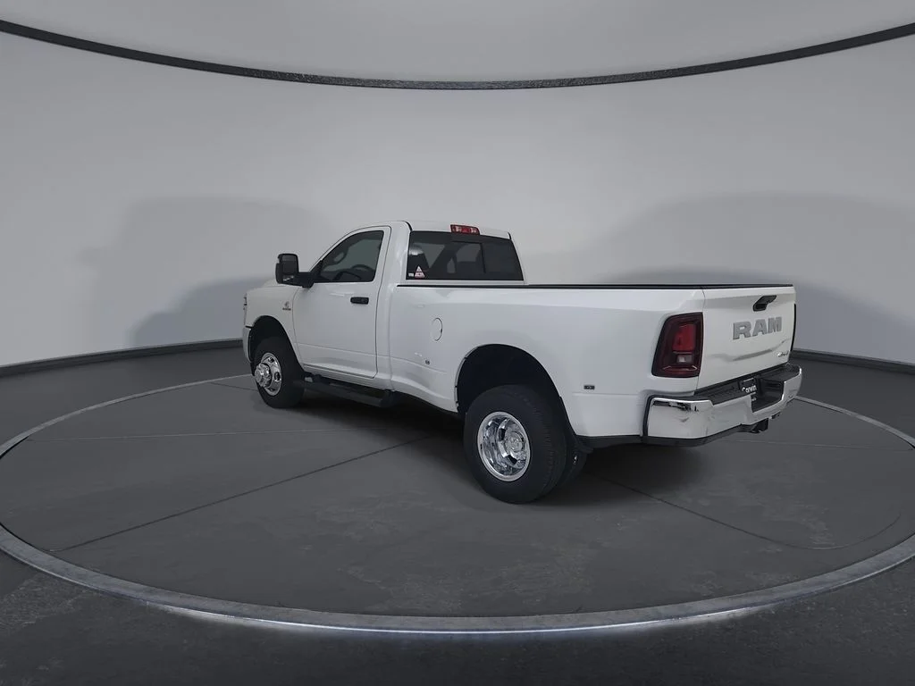 New 2026 Bright White Clear-Coat Exterior Paint RAM Tradesman image 10