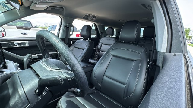 Used 2024 Blue Ford XLT image 20