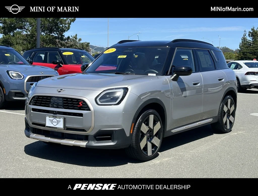 2025 MINI Countryman S ALL4's photo