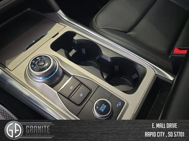 Used 2023 Black Ford XLT image 24