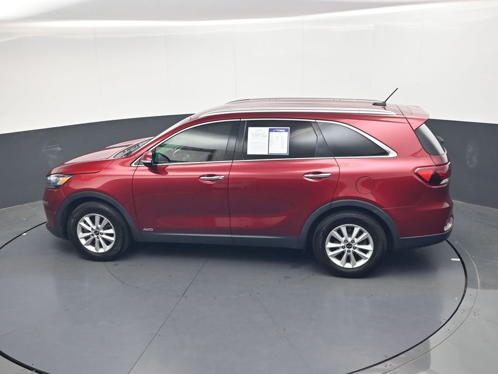 Used 2020 Red Kia LX image 25
