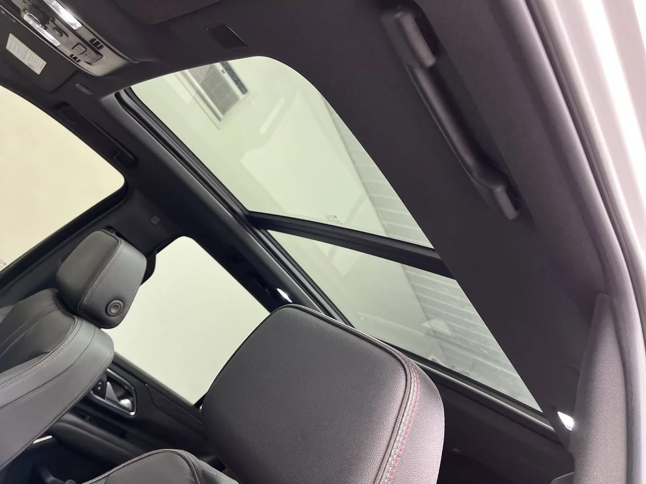 Used 2022 Summit White Chevrolet RST image 7