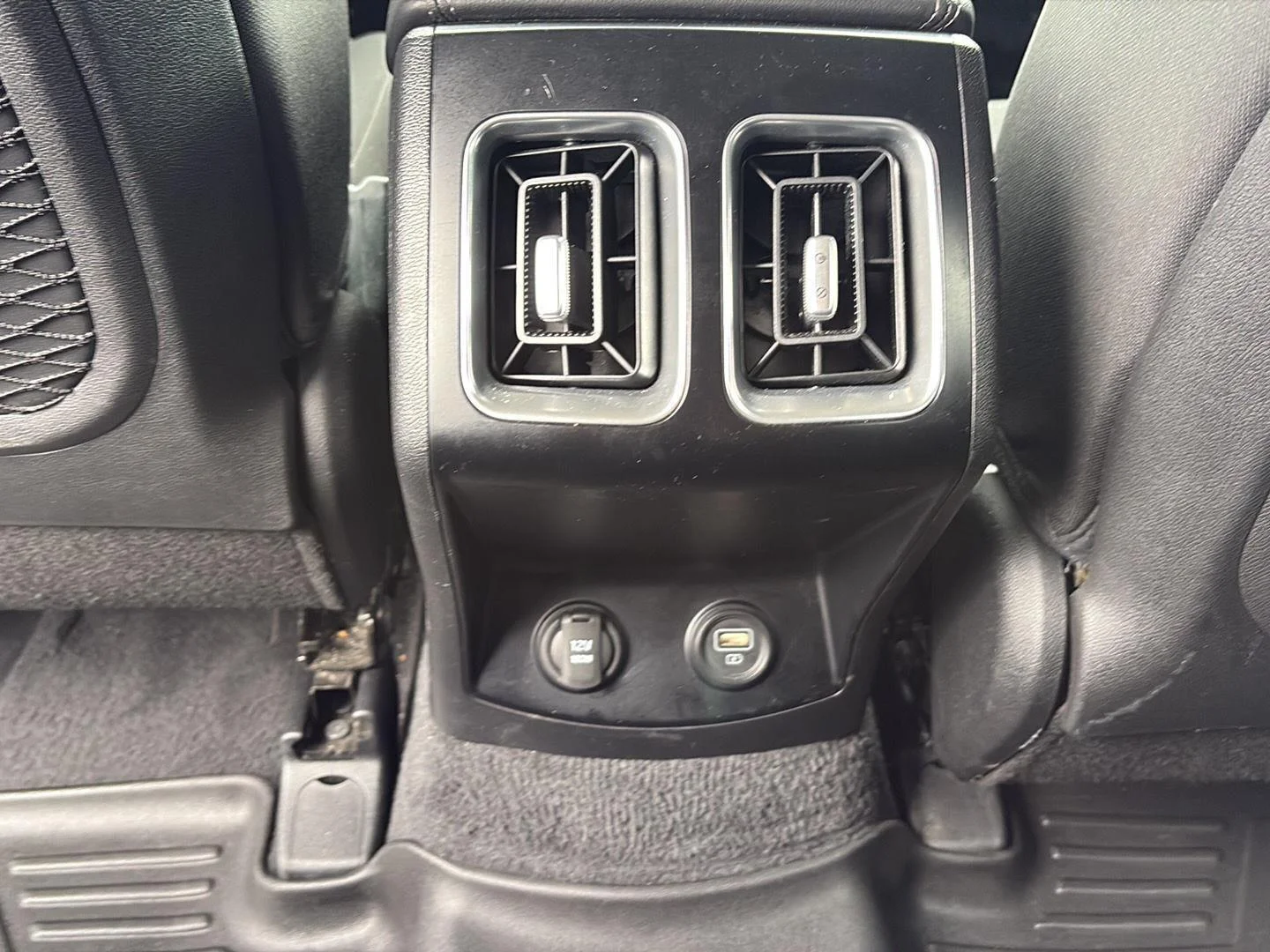 Used 2022 Gravity Gray Kia LX image 16