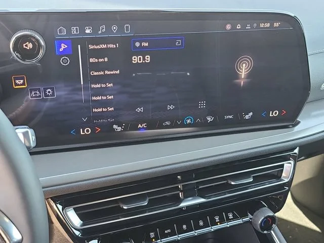 New 2026 Summit White Chevrolet LT image 32