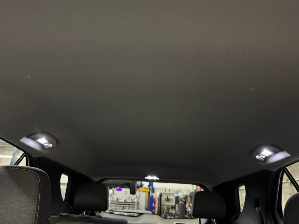Used 2018 Blue Chevrolet LT image 18