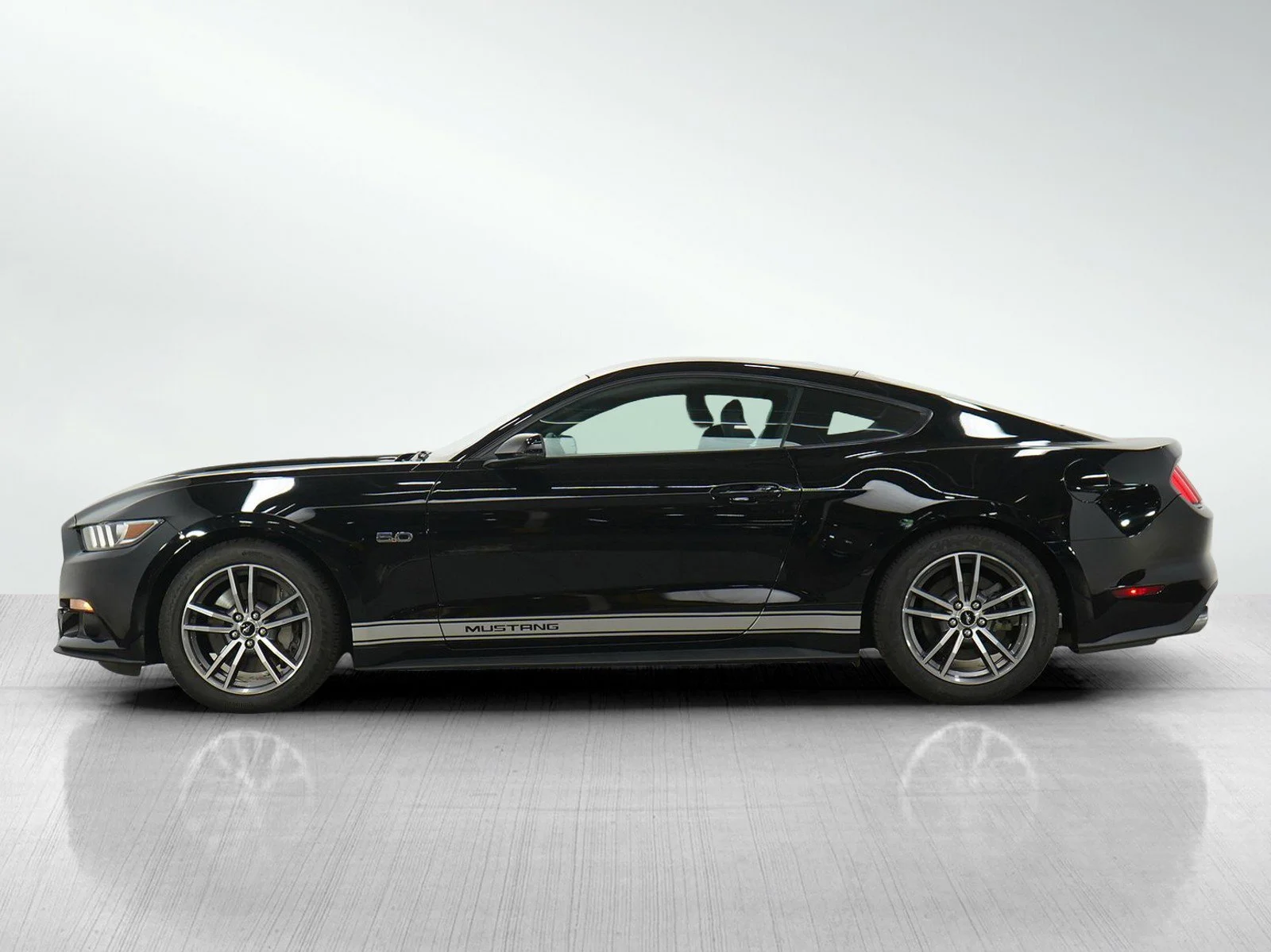 Used 2016 Ford Mustang GT Premium with VIN 1FA6P8CF4G5303421 for sale in White Bear Lake, Minnesota