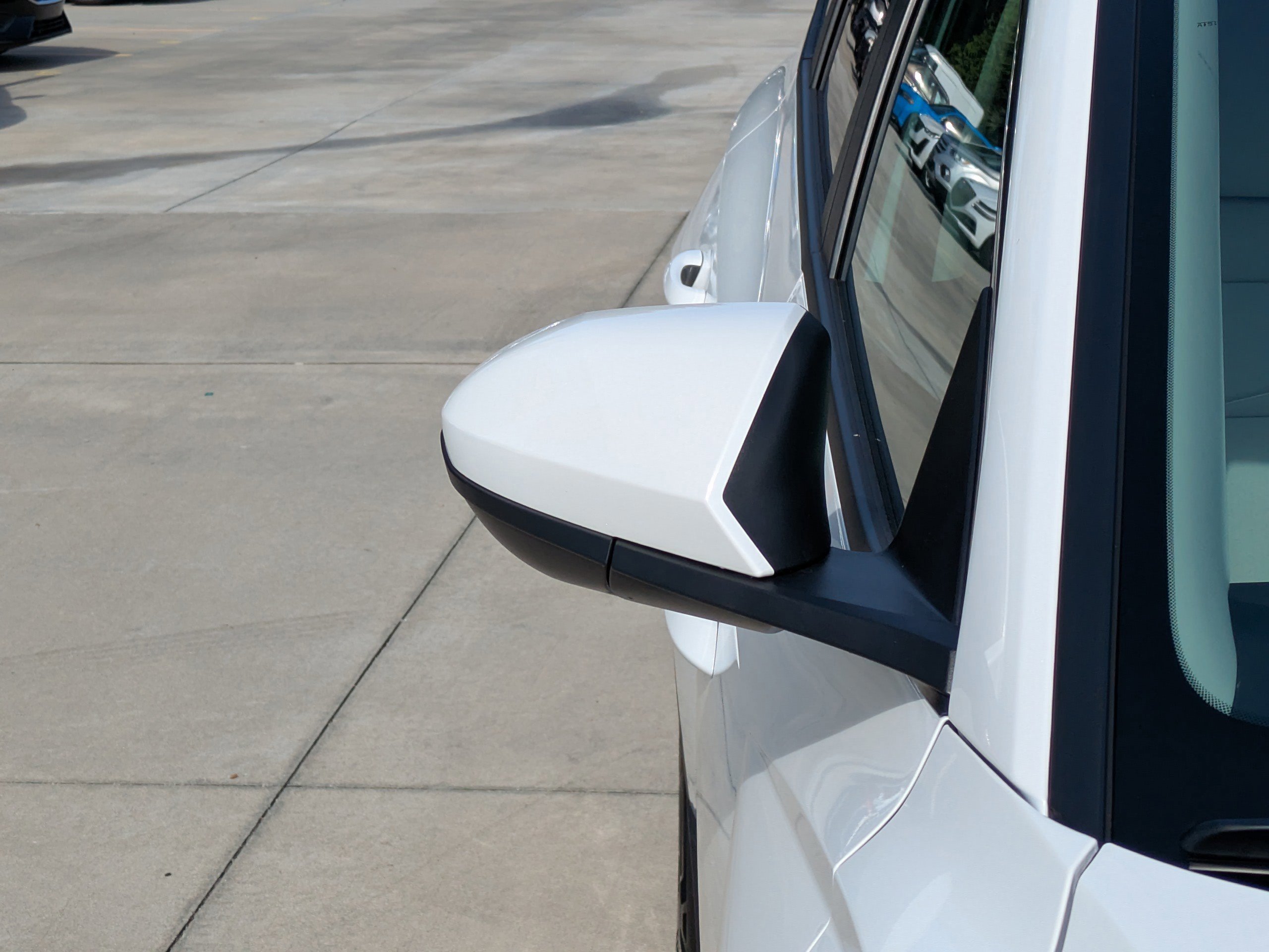 New 2026 Creamy White Pearl Hyundai SEL Convenience image 7
