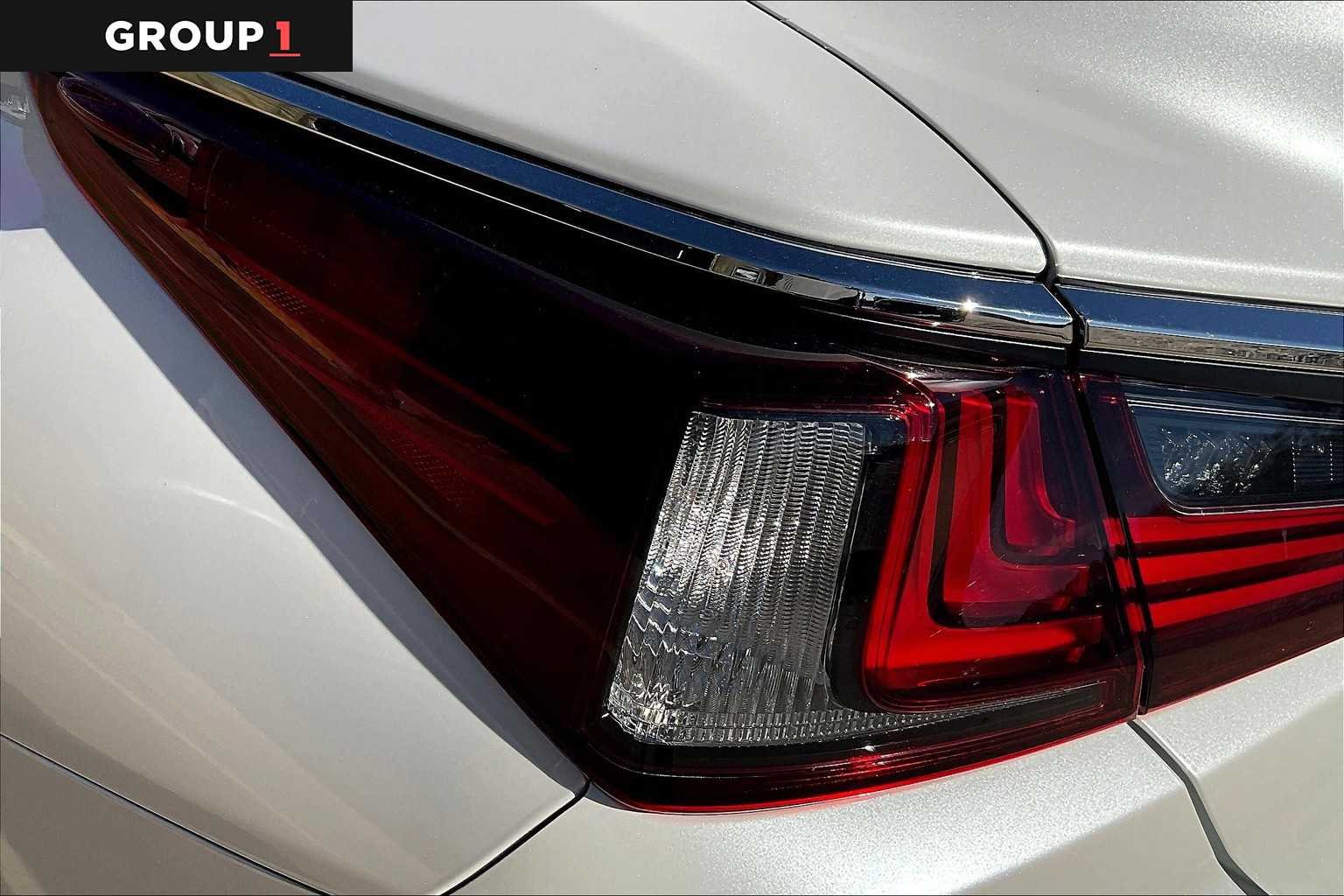 Used 2023 Eminent White Pearl Lexus  image 29