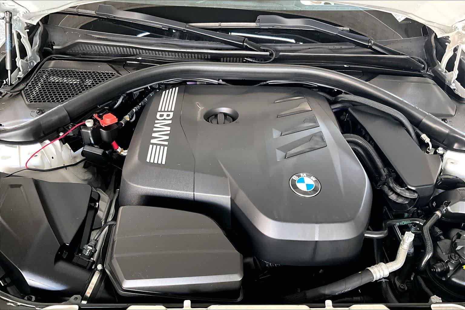 Used 2025 Mineral White Metallic BMW 330i image 20