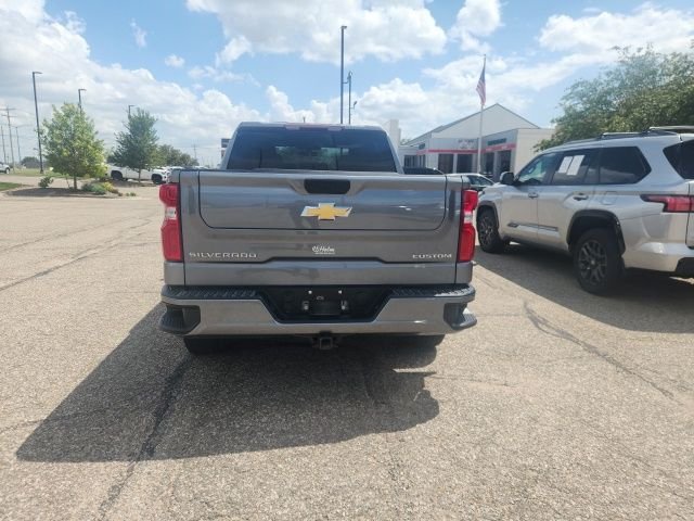 Used 2021 Gray Chevrolet Custom image 2