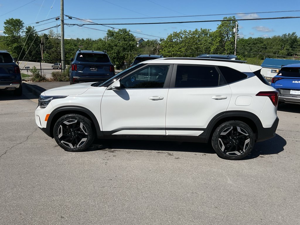 Certified Used 2024 Snow White Pearl Kia SX image 6