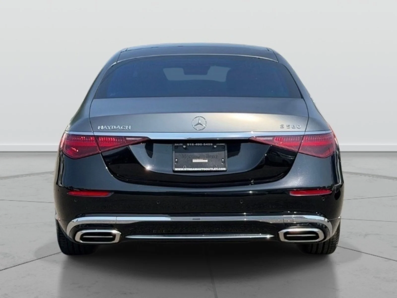Used 2024 Black Mercedes-Benz Maybach S 580 image 5