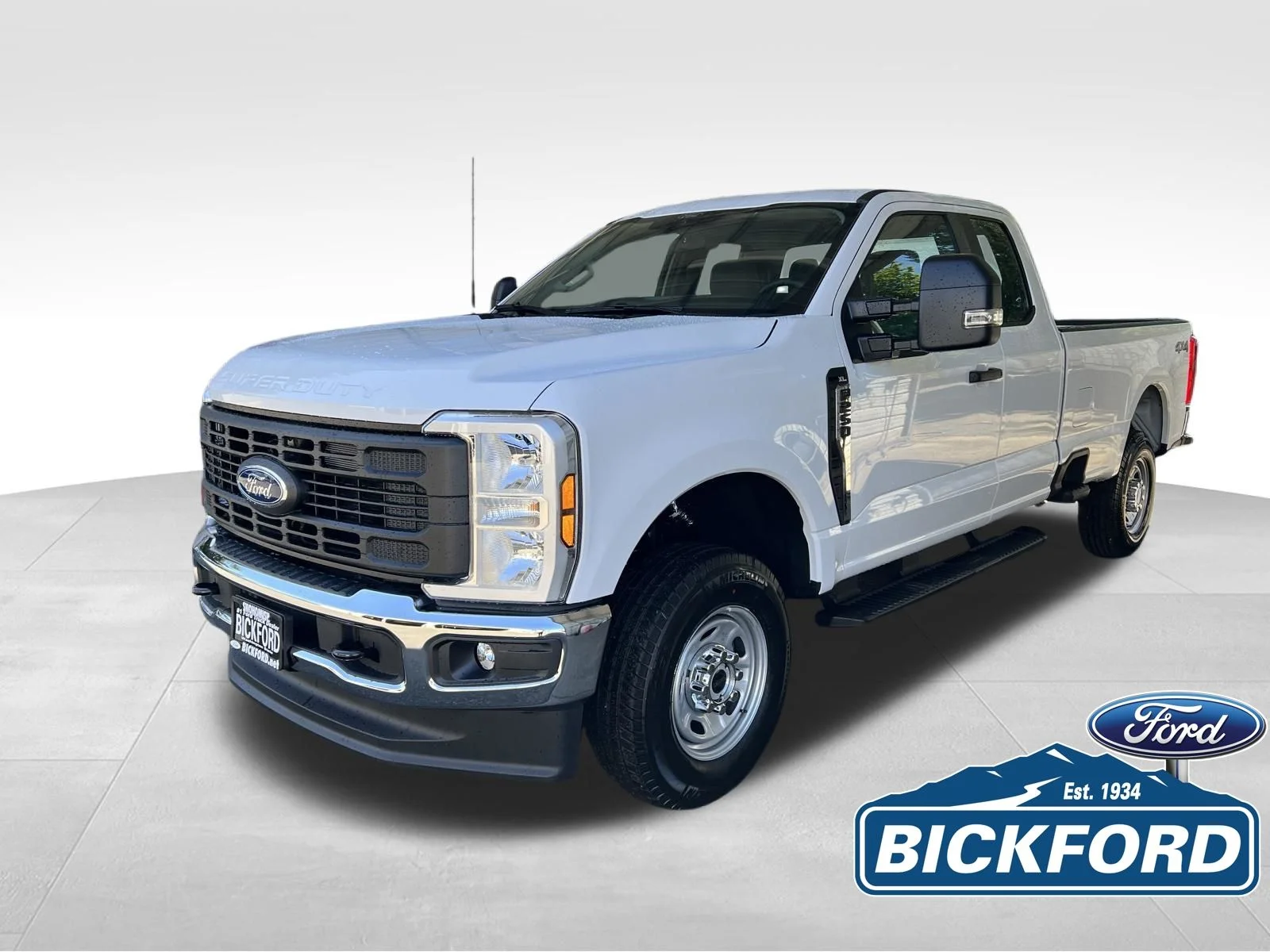 2026 Ford F-250 XL 4x4 SuperCab 8' Box's photo