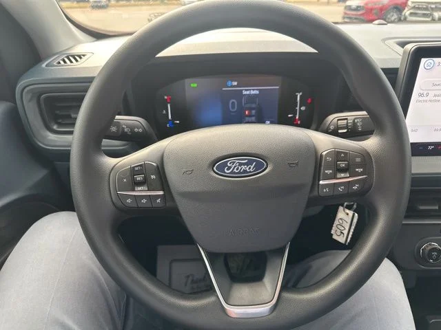 2025 Ford Maverick XL - Photo 32