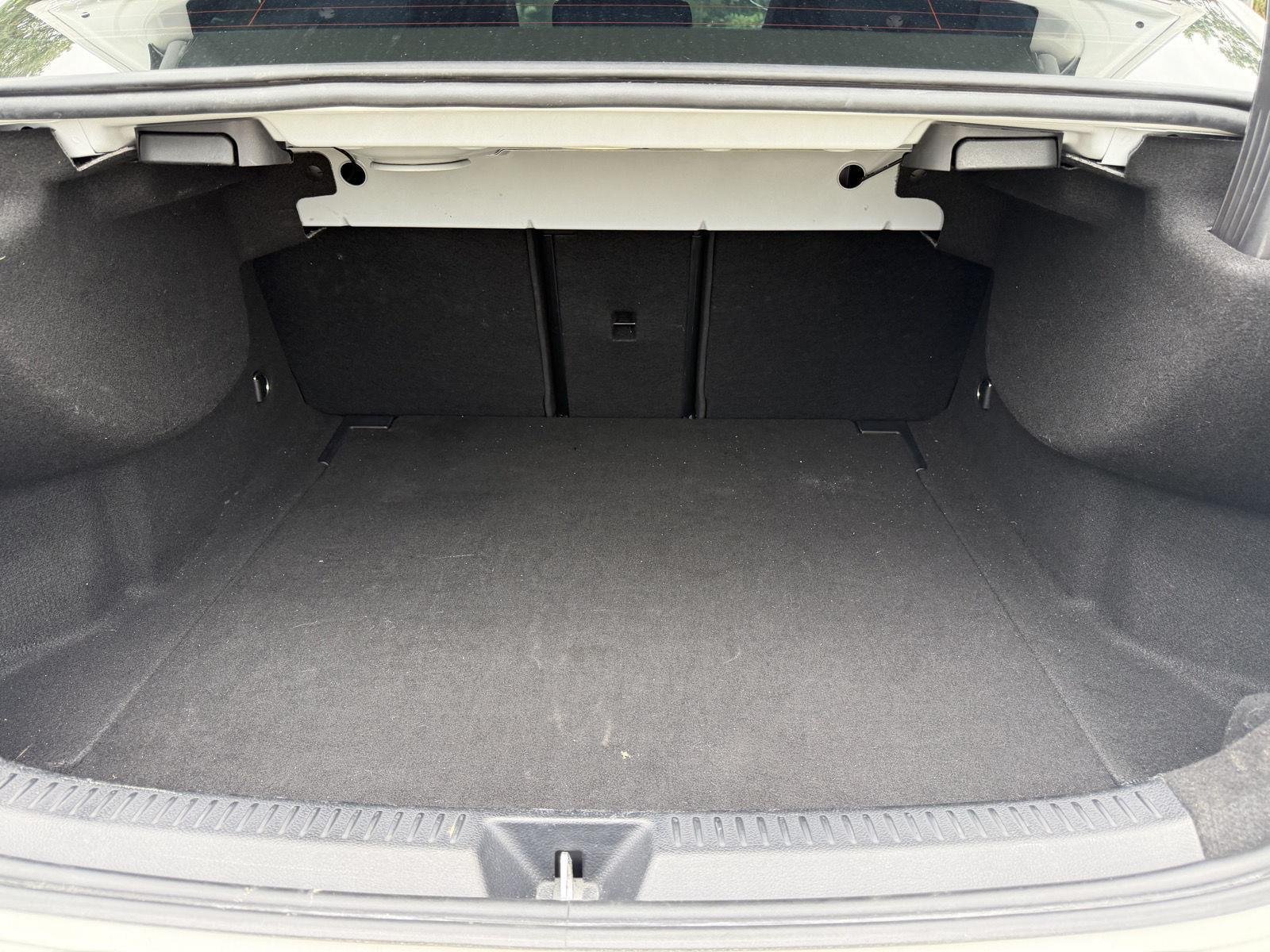Used 2019 Polar White Mercedes-Benz A 220 image 23