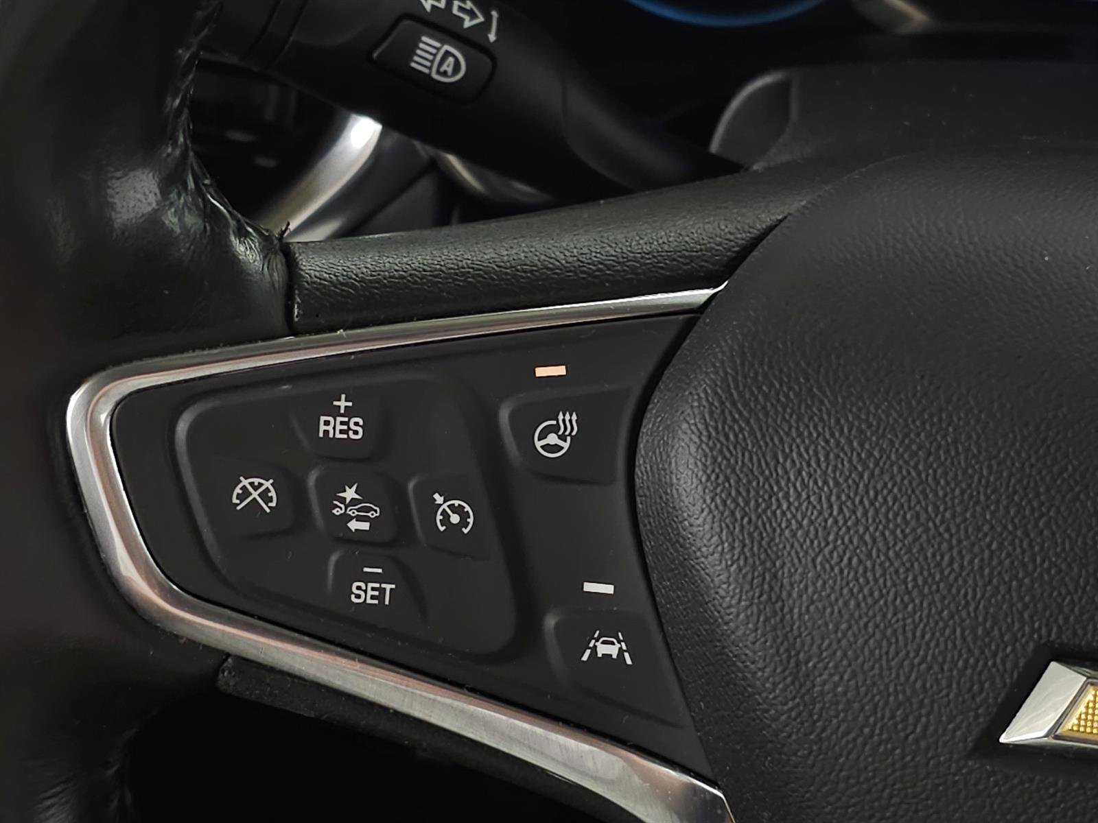 Used 2019 Red Chevrolet Premier image 24