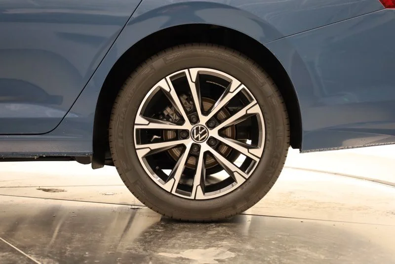 New 2026 Blue Volkswagen 1.5T Sport image 33