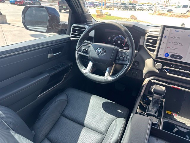 2025 Toyota Tundra Limited - Photo 15