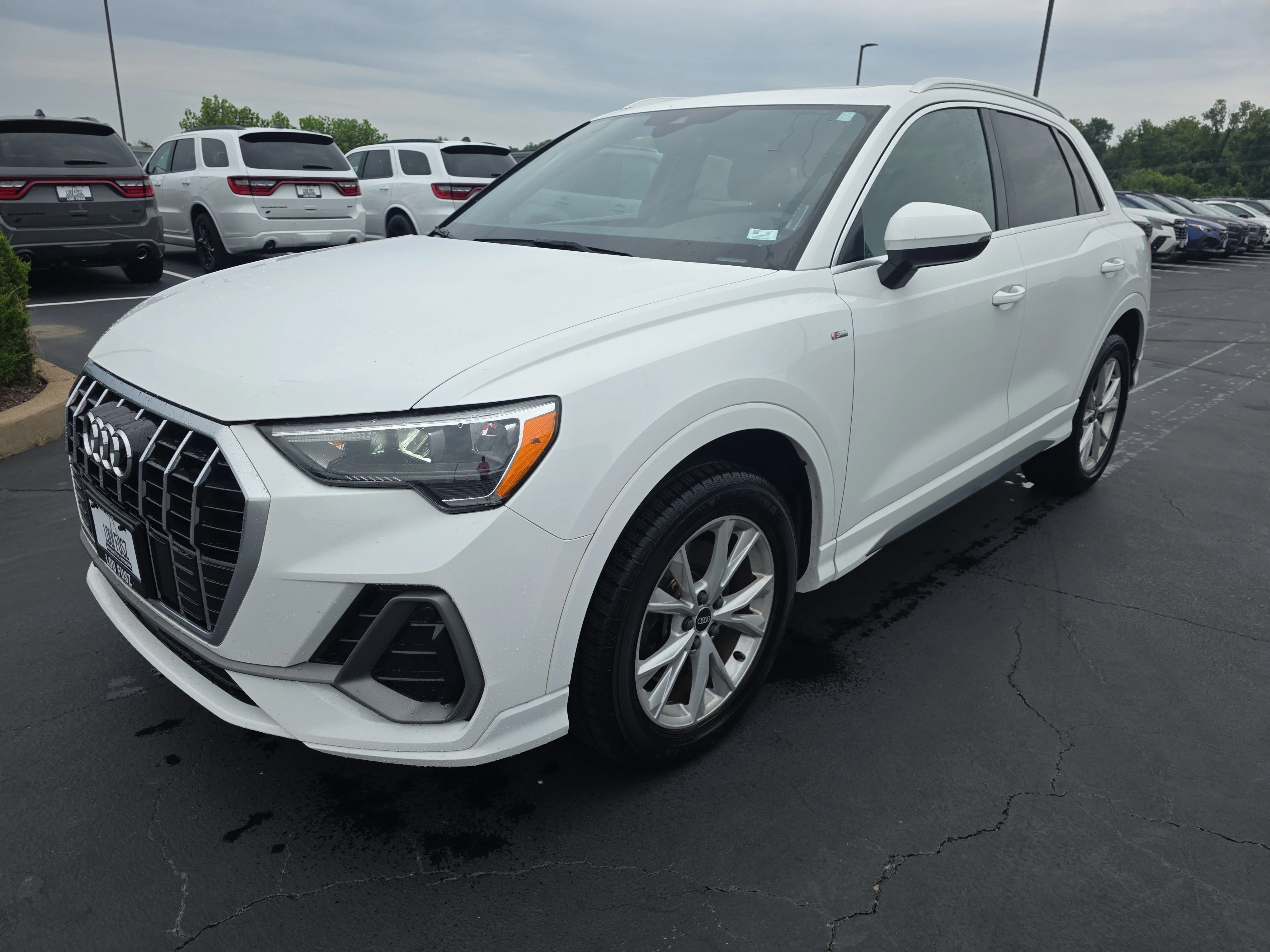 Used 2021 White Audi S line Premium image 2