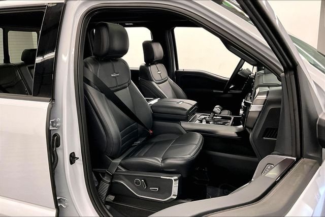 Used 2025 Space White Metallic Ford Platinum image 8