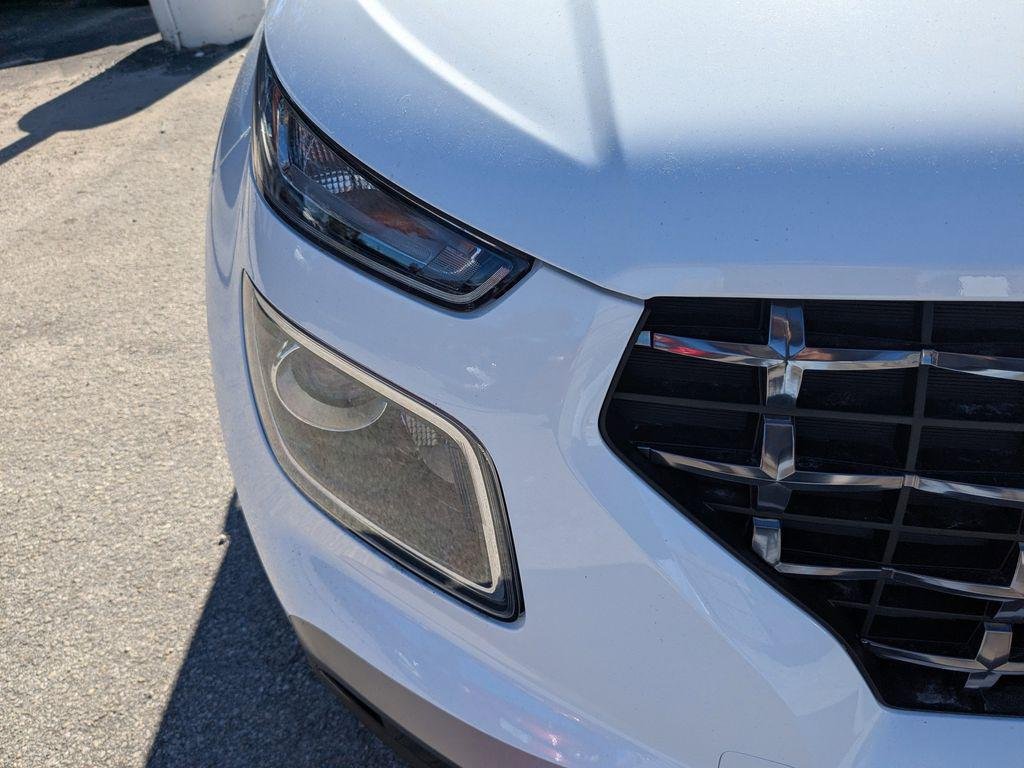 New 2026 White Hyundai SEL image 9