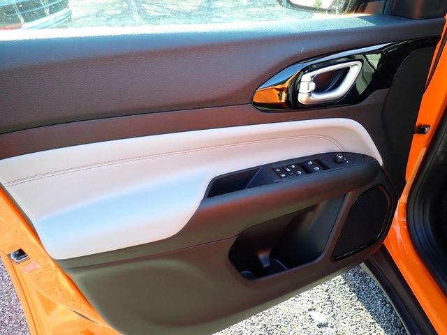 New 2026 Joose Exterior Paint Jeep Limited image 16