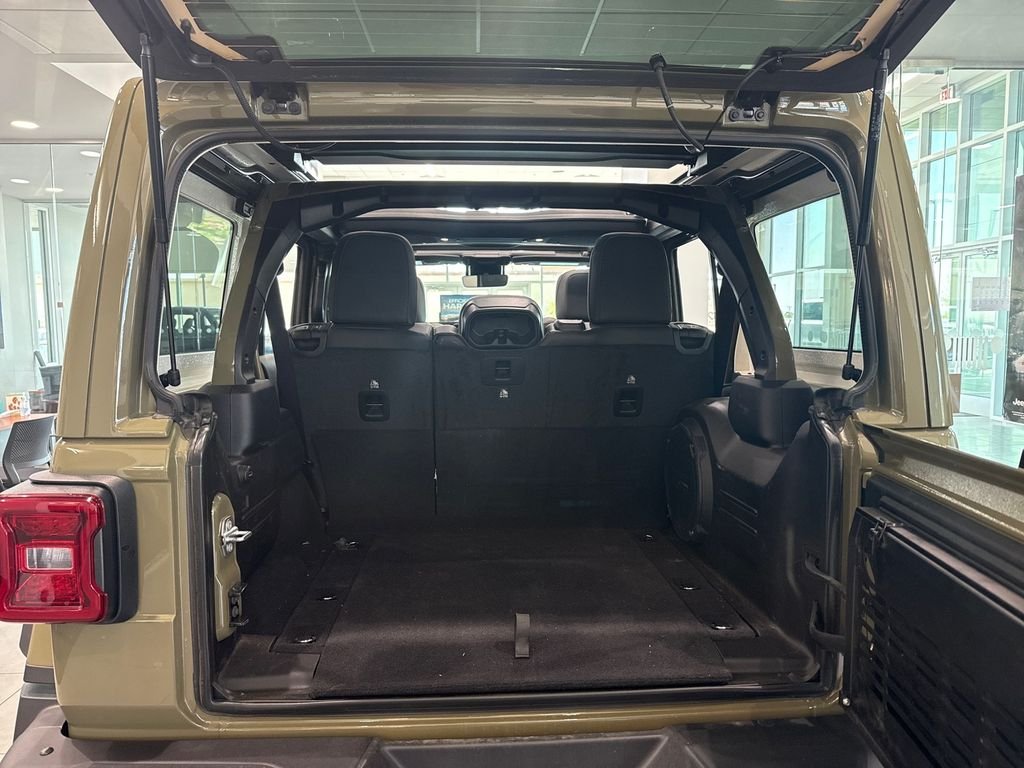 2025 Jeep Wrangler 4-Door Rubicon 392 Final Edition - Photo 18