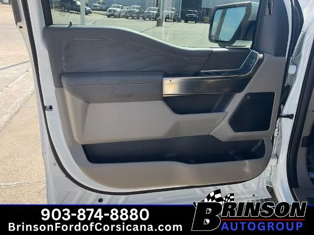 New 2026 Star White Metallic Tri-Coat Ford Platinum® image 34