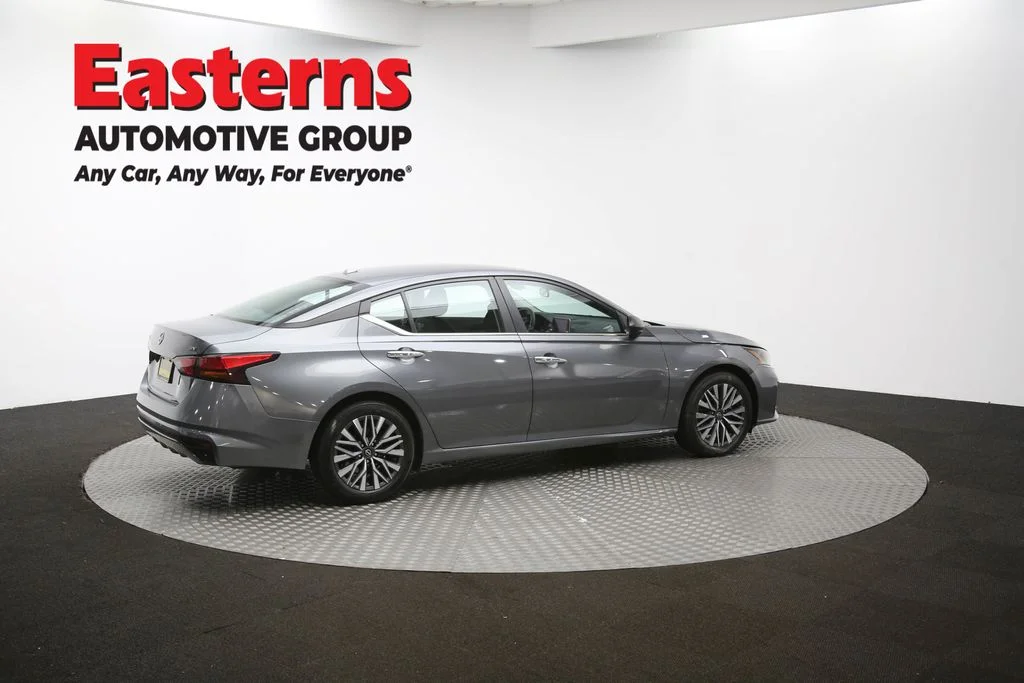 Used 2024 Gray Nissan 2.5 SV image 41