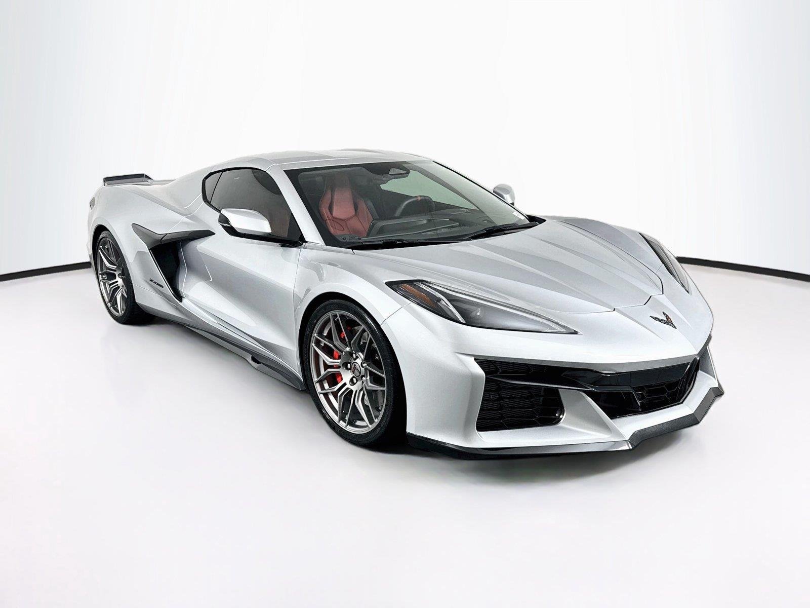 Used 2026 Arctic White Chevrolet 1LZ image 9