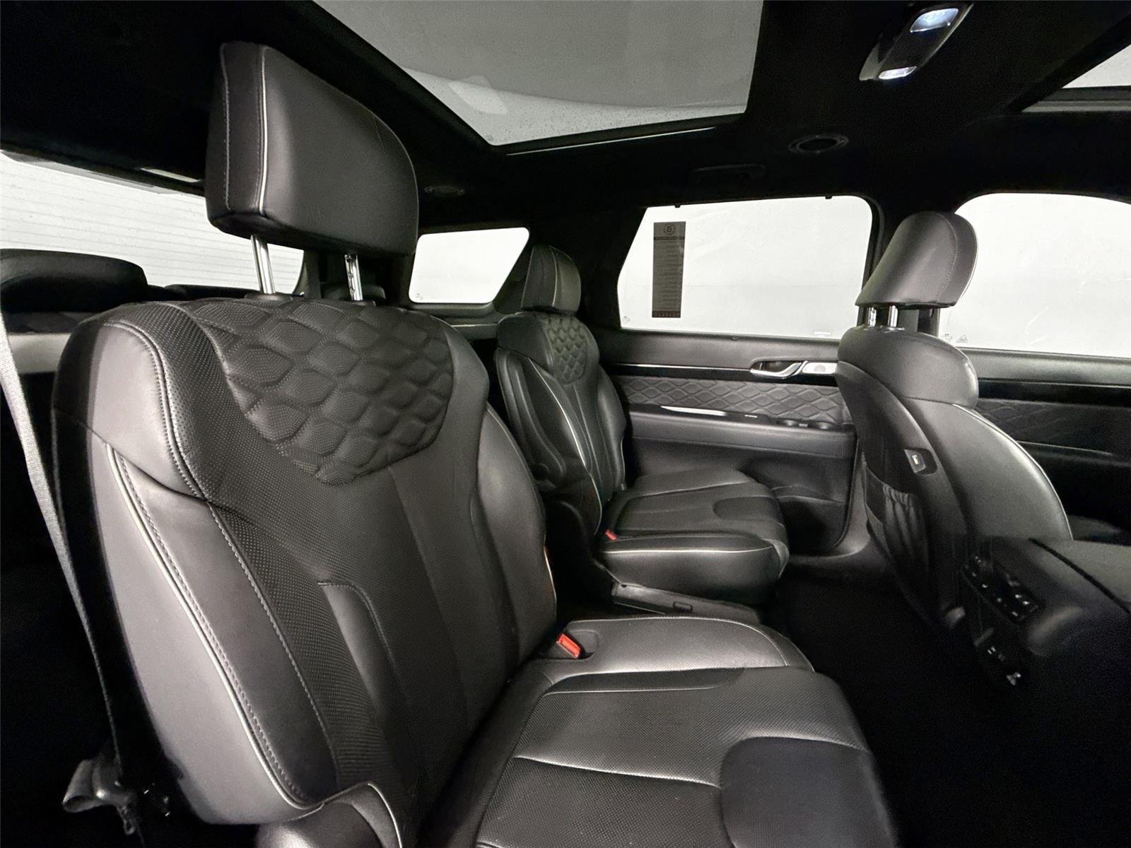 Used 2020 Steel Graphite Hyundai Limited image 43