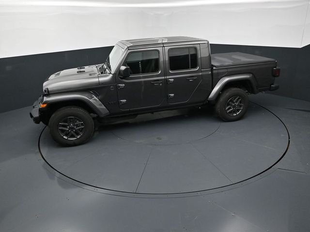 New 2026 Granite Crystal Metallic Clear-Coat Exterior Paint Jeep Sport S image 14