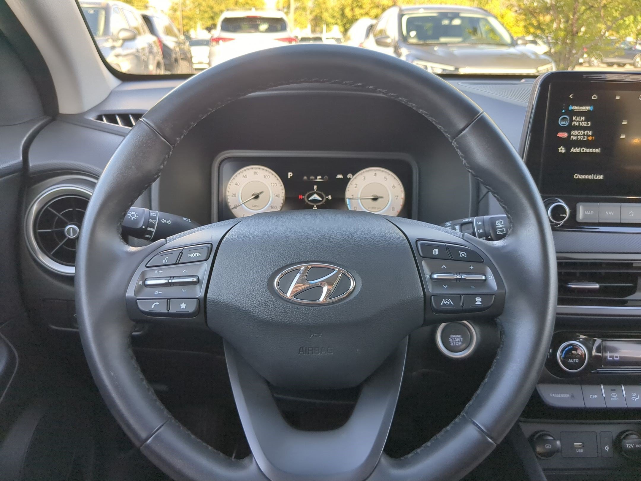 2023 Hyundai Kona Limited - Photo 17