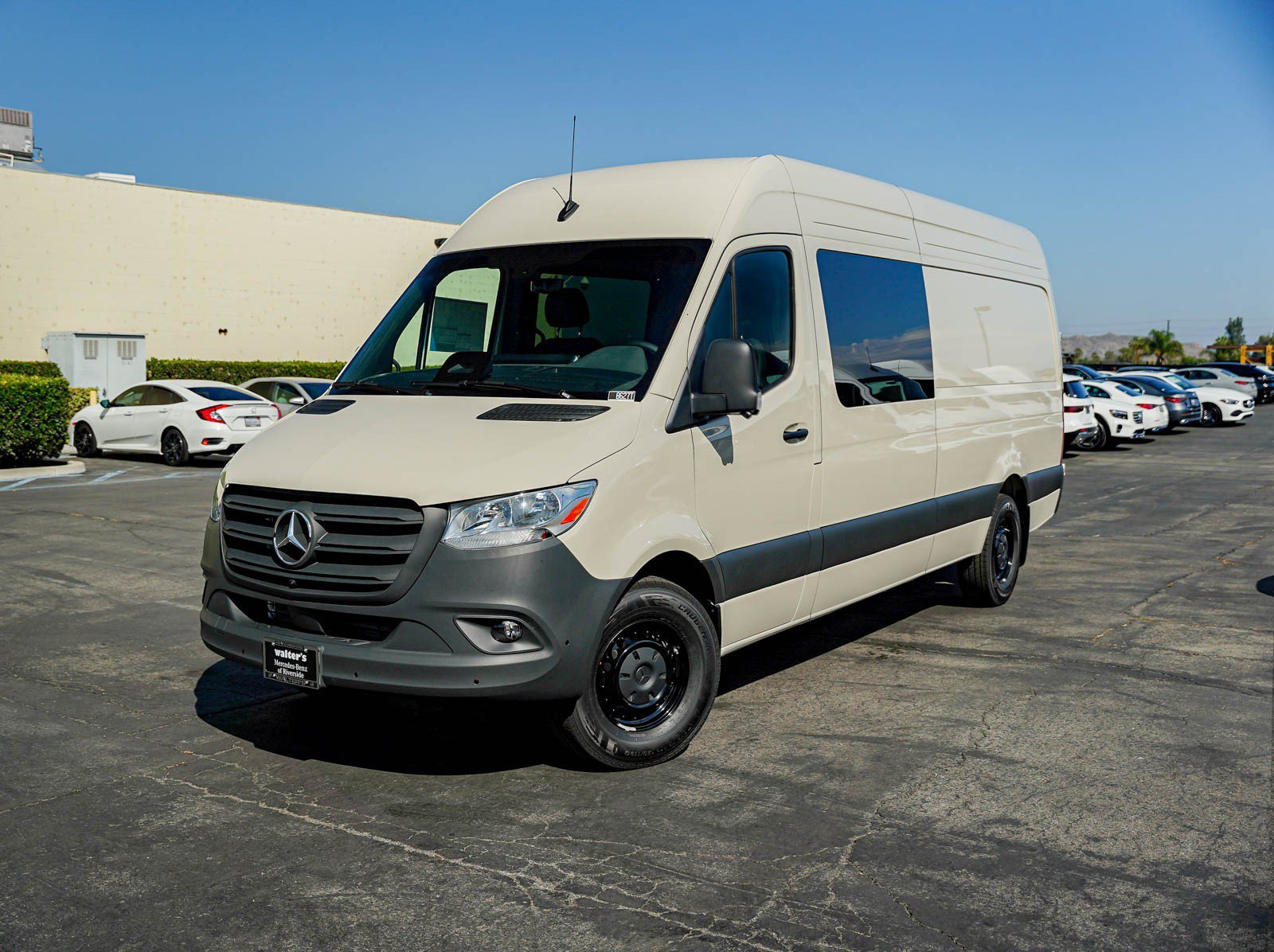 2026 Mercedes-Benz Sprinter 2500 170 WB HO High Roof's photo