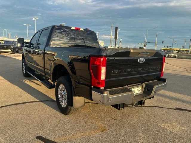 Used 2020 Black Metallic Ford XLT image 3