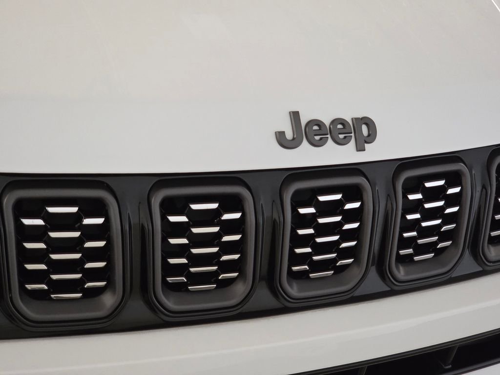 Used 2024 White Jeep Limited image 13