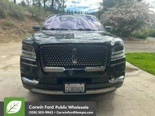 Used 2018 Black Lincoln Reserve image 2