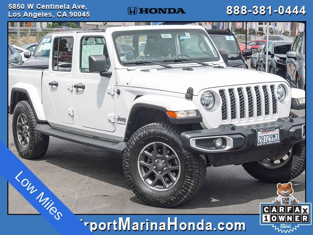 2022 Jeep Gladiator Overland's photo