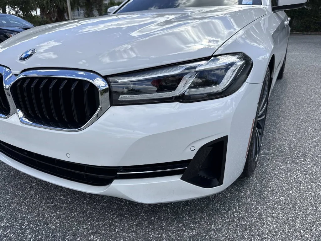 Used 2021 White BMW 530i image 10