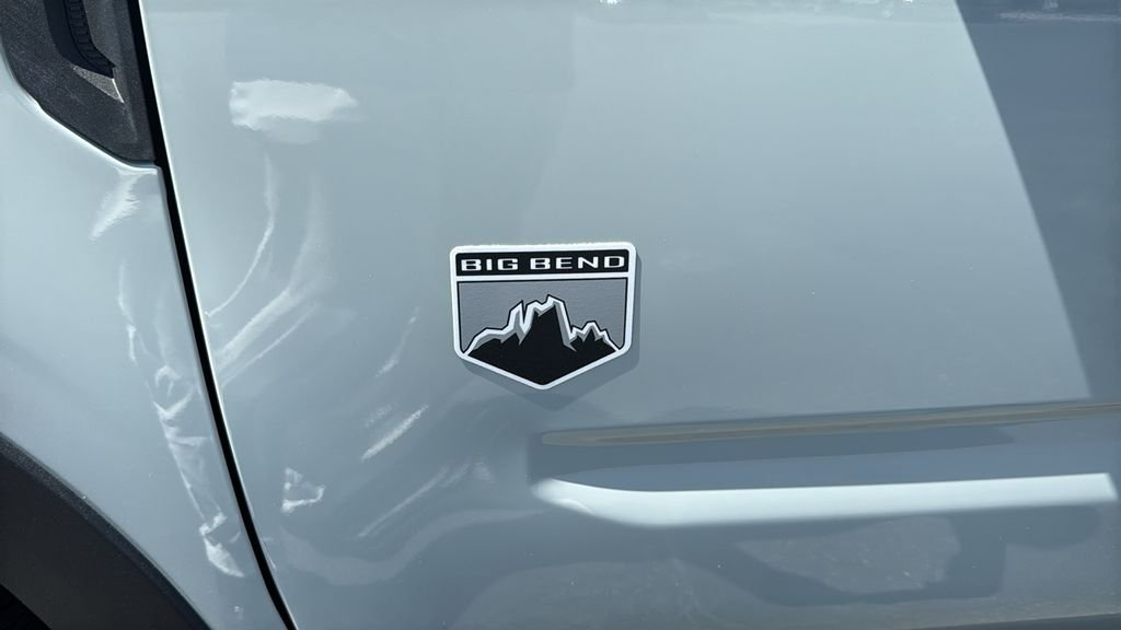 Used 2024 Green Ford Big Bend image 7