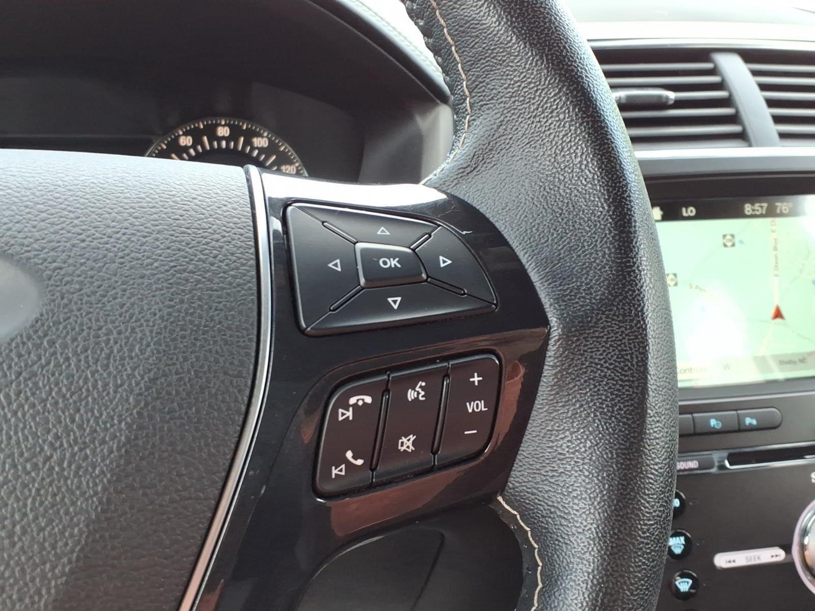 Used 2018 Magnetic Metallic Ford Platinum image 28