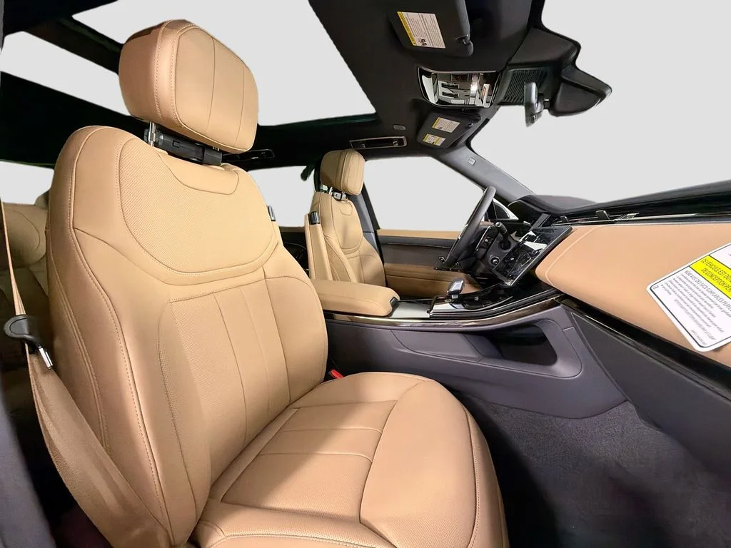 New 2026 Varesine Blue Land Rover SE image 30
