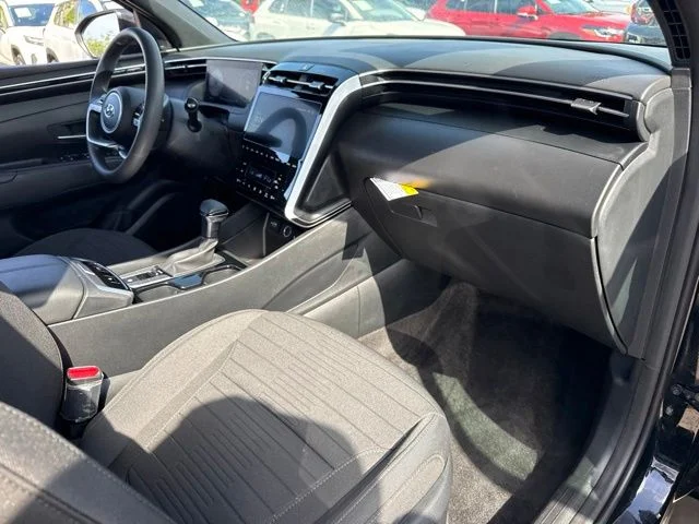 Used 2024 Black Hyundai SEL image 15