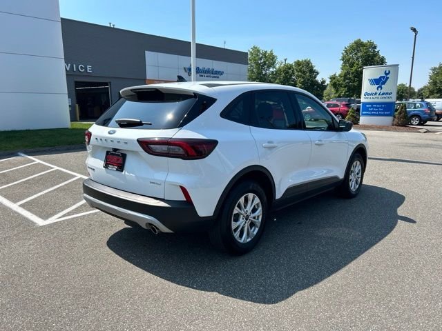 Used 2025 White Ford Active image 7