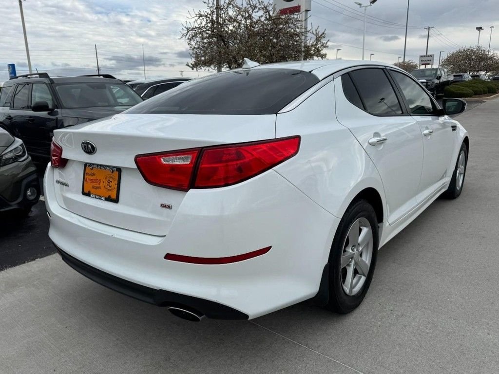 Used 2014 White Kia LX image 3
