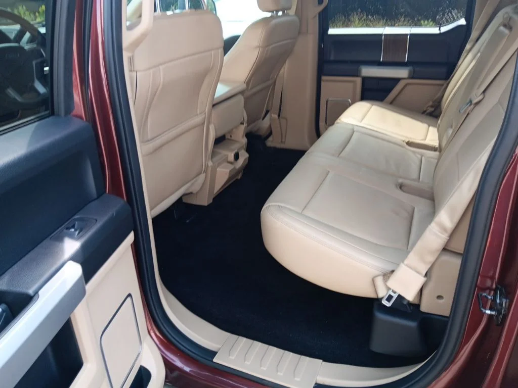 Used 2017 Bronze Fire Metallic Ford Lariat image 28