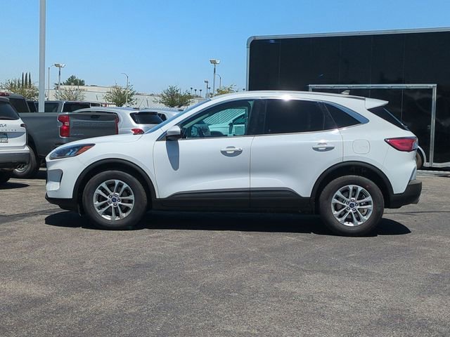 Used 2021 White Ford SE image 5
