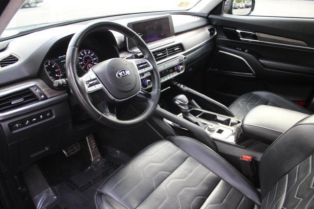 Used 2021 Gray Kia SX image 3